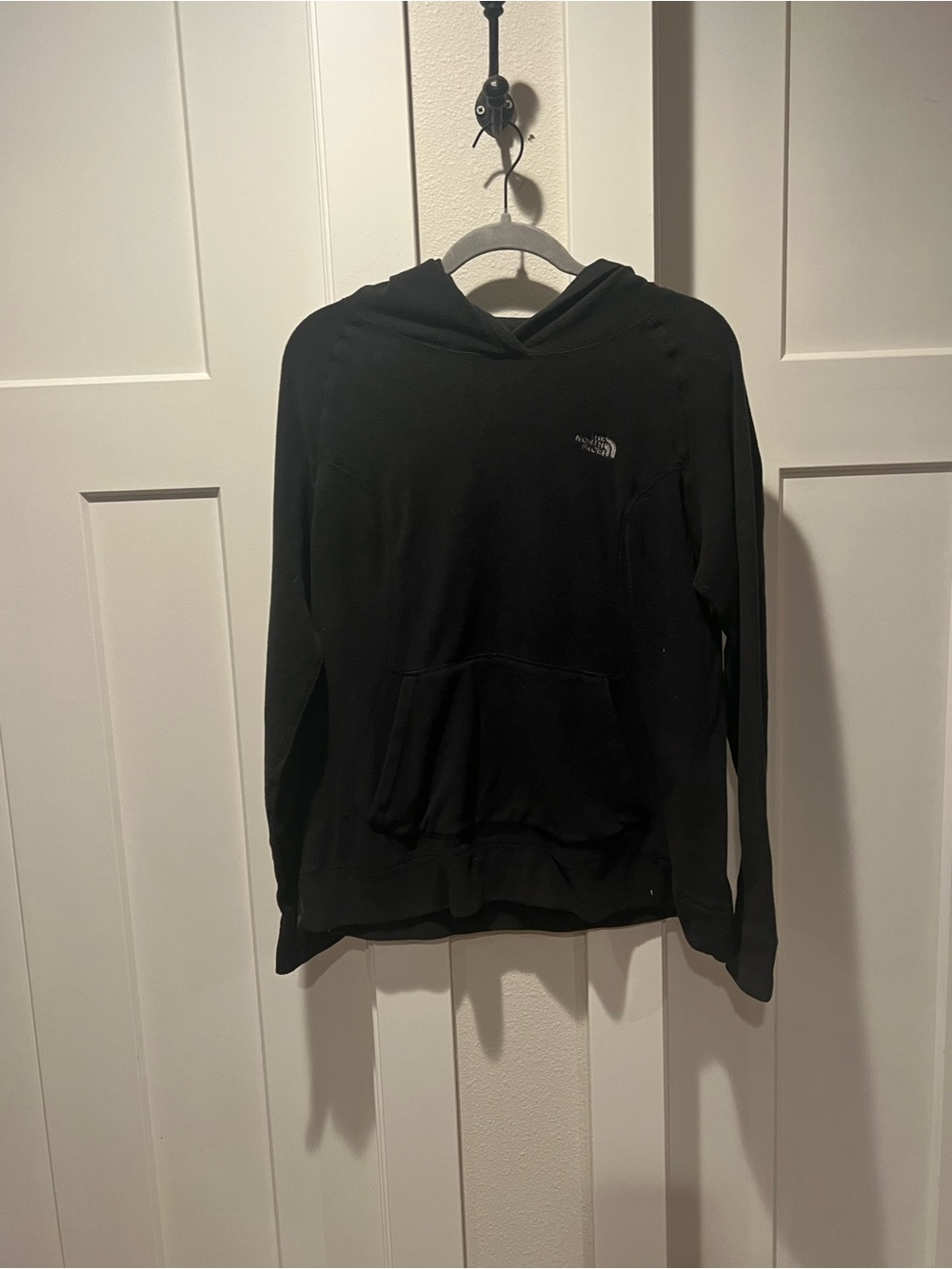 Women’s The North Face Black Pullover Hoodie Large